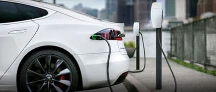 FT: Otomobil üreticileri elektrikli araçlara sırtını dönmeye başladı