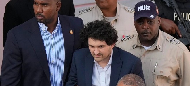 FTX’in eski CEO’su SBF, Bahamalar’dan ABD’ye iadesi için yasal belgeleri imzaladı