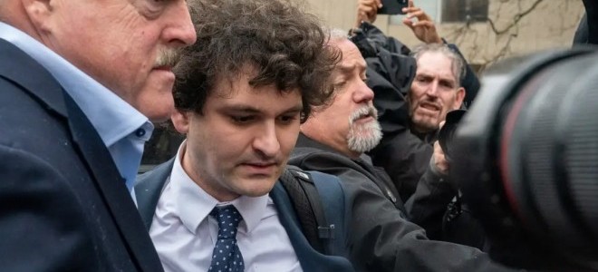 FTX'in eski CEO'su Sam Bankman-Fried dolandırıcılık suçlamalarını reddetti  