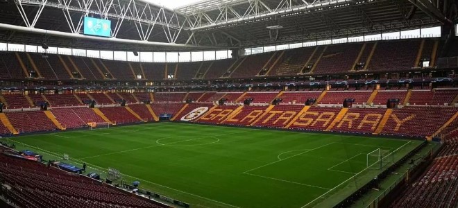 Galatasaray, 10 milyon dolarlık sponsorluk anlaşması imzaladı