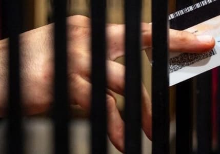Garanti BBVA/Baştuğ: Kredi kartlarına sınırlama getirilmeli