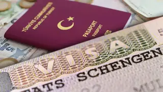 Geçici esneklik sona erdi: Avrupa'ya seyahat edeceklere 3 saat uyarısı