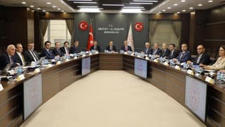 Gıda Komitesi, fiyat artışlarına karşı kısa vadeli tedbirleri masaya yatırdı