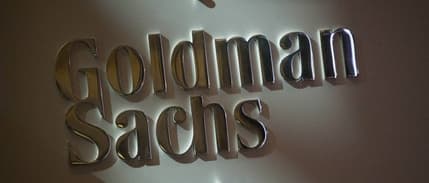 Goldman Sachs gelecek yıl sonuna ilişkin altın tahminini düşürdü