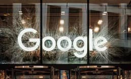 Google kullanıcıları gizlice dinlediği iddiası için 68 milyon dolar ödeyecek