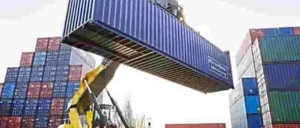 Greenspan: Trump’ın gümrük vergisi politikası akılalmaz