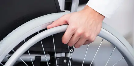 Gündüzlü ve geçici bakım hizmetleri yaygınlaştırılacak