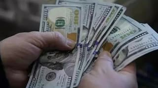 Güne düşüşle başlayan dolar yönünü yukarı çevirdi