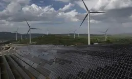Güneş ve rüzgardan elektrik üretimi tüm zamanların zirvesine çıktı