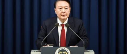 Güney Kore Devlet Başkanı Yoon görevden alındı