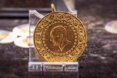 Güvenli liman alımları arttı: Altın üç haftanın zirvesine yükseldi