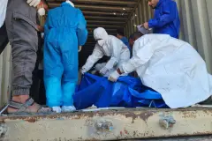 Haaretz: İsrail, 1700 Filistinlinin cenazesini "pazarlık kozu" olarak tutuyor