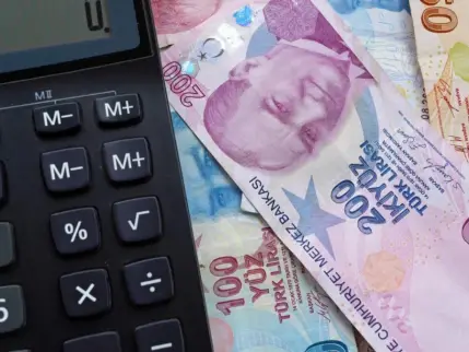 HAK-İŞ Başkanı Arslan'dan asgari ücret çağrısı