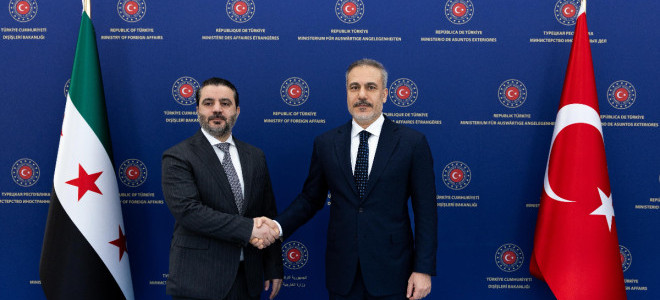 Hakan Fidan’dan Suriye mesajı: YPG olumlu havayı bozuyor