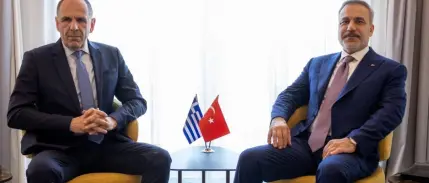 Hakan Fidan, Yunan mevkidaşı ile görüştü
