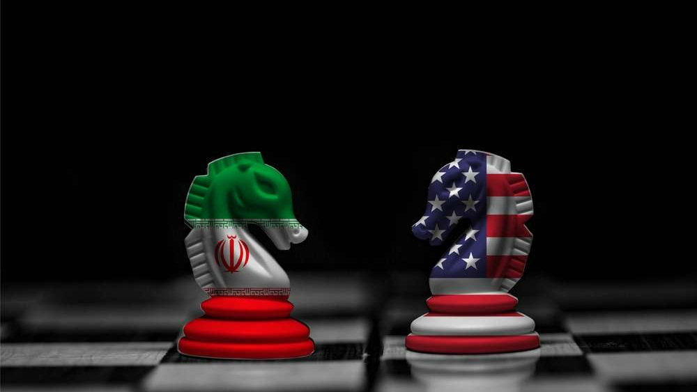 Hamaney’den savaş resti: Donanmamız yeni yenilgiler yaşatmaya hazır