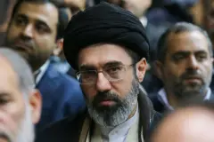 Hamaney: Düşman hibrit savaşa yöneldi
