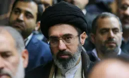 Hamaney: Düşman hibrit savaşa yöneldi