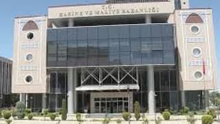 Hazine 2 milyar euro borçlandı