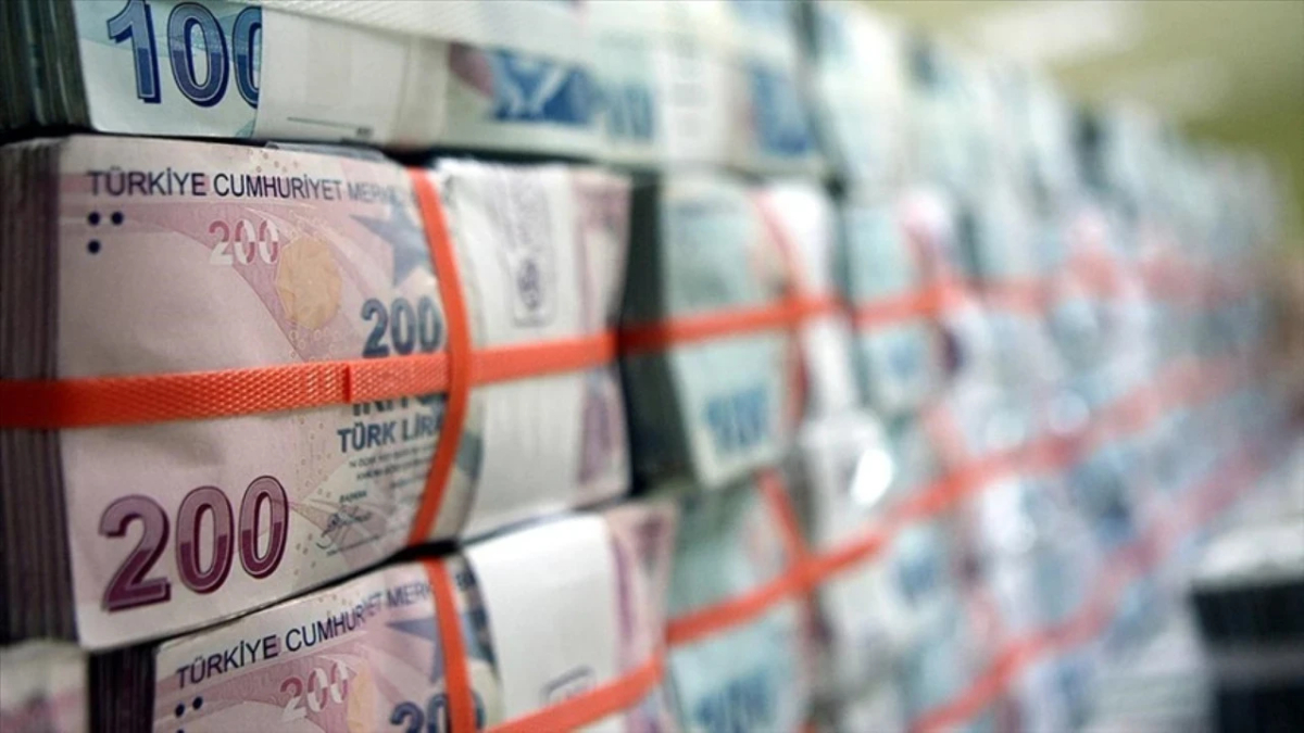 Hazine'den iki yıl vadeli borçlanma hamlesi