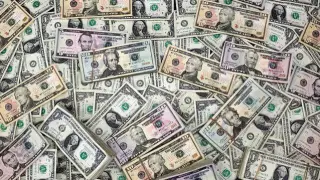 Hazine dolarla borçlanmaya çıkıyor
