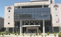 Hazine, iki ihalede 79,6 milyar TL borçlandı