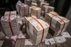 Hazine iki ihalede 95,7 milyar lira borçlandı
