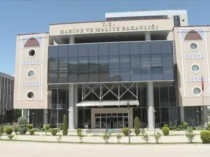 Hazine üç aylık yeni borçlanma stratejisini açıkladı