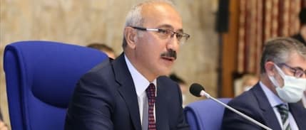 Hazine ve Maliye Bakanı Elvan, Fransız mevkidaşı Le Maire ile OECD toplantısında görüştü
