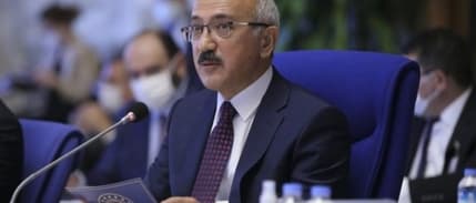 Hazine ve Maliye Bakanı Lütfi Elvan'dan döviz açıklaması