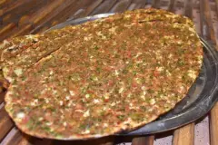 Hileli ürünler listesi güncellendi: Lahmacunda kanatlı eti tespit edildi
