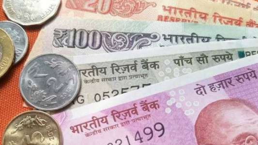 Hindistan rupisi tüm zamanların dibine indi: Merkez Bankası'ndan kura müdahale geldi