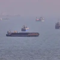 Hürmüz Boğazı'nda bir petrol tankeri vuruldu