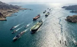 Hürmüz Boğazı'nda gemi trafiği durma noktasına geldi