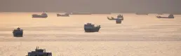 Hürmüz’de süpertanker mayına çarptı