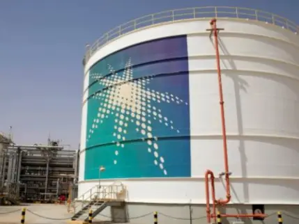 Husiler, Suudi Arabistan'daki petrol tesislerine saldırdı