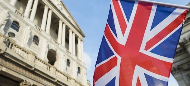 İ﻿ngiltere'de mali planın açıklanma tarihi ertelendi