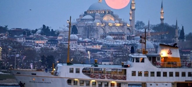 İBB Şehir Hatları yaz tarifesine geçiyor