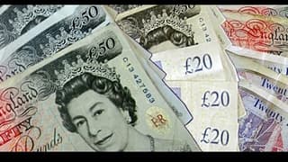 İçeride Rekor Kıran Sterlin Dışarıda Yılın En Düşüğünde, Wall Street'te Endeksler Yükseldi