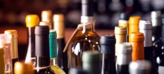 İçki ve tütün mamullerinin satış yasağında kapsam genişletildi