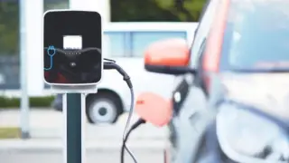 IEA: Dünyada bu yıl satılan 10 araçtan 3'ü elektrikli olacak