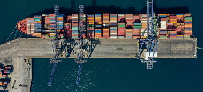 İhracat aktivitesi 15 ayın zirvesine yükseldi