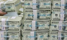 İhracatçılardan dolar kuru tepkisi: Birçok ihracatçı, dövizini Kapalı Çarşı’da bozduruyor