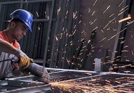 İmalat sektöründe daralma yavaşladı