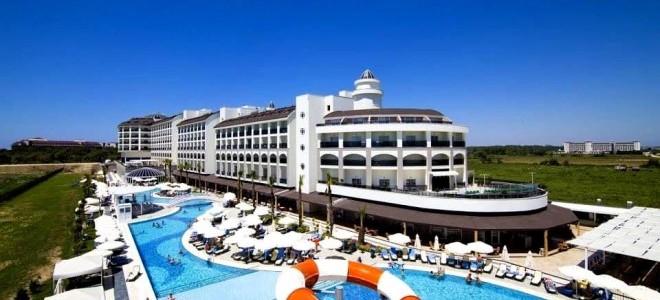 İngiliz basını manşete taşıdı: Türkiye’de beş yıldızlı bir otelde kalmak, İngiltere’de yaşamaktan daha ucuz