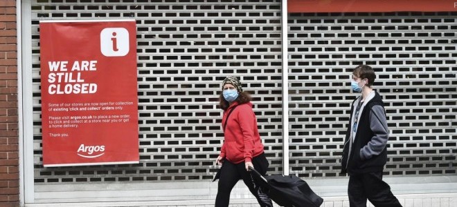 İngiliz ekonomisi resesyonda