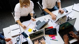 İngiliz sendika uyardı: Cinsiyetler arası maaş farkı 30 yıl kapanmayacak