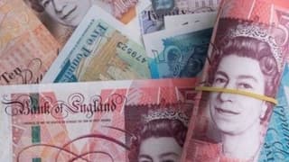 İngiltere'de enflasyon nisanda beklentileri aştı