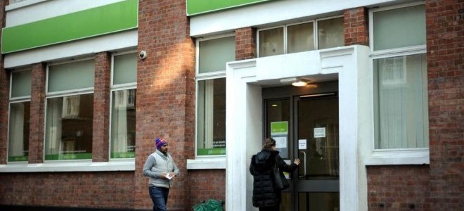 İngiltere’de karantina döneminde 730 bin kişi işini kaybetti