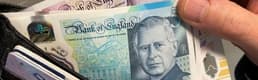 İngiltere'de Kral Charles'ın portresinin bulunduğu banknotlar dolaşıma girdi